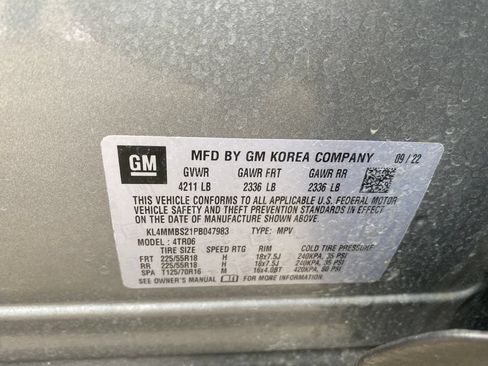 Used 2023 Buick Encore GX Preferred FWD image 35