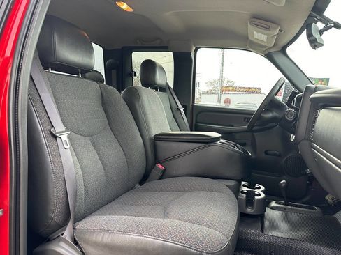 Used 2006 Chevrolet Silverado 1500 W/T image 18