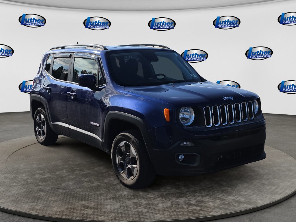 Used 2018 Jeep Renegade Latitude AWD/4WD image 7