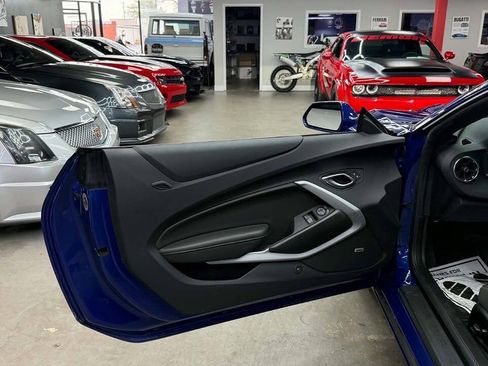 Used 2022 Chevrolet Camaro LT w/ RS Package RWD image 9