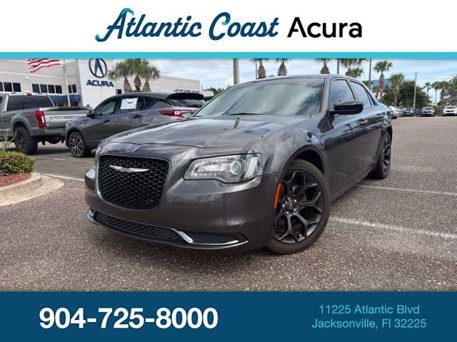 Used 2019 Chrysler 300 Touring w/ Sport Appearance Package RWD image 1