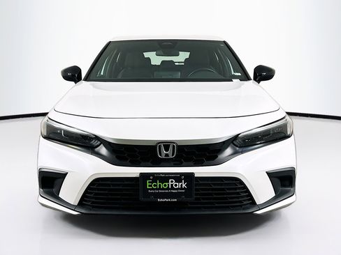Used 2024 Honda Civic Sport image 2