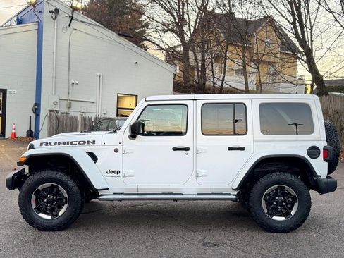 Used 2018 Jeep Wrangler Unlimited Rubicon w/ Dual Top Group image 3