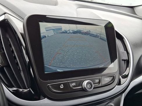 Used 2018 Chevrolet Volt LT w/ Comfort Package image 17