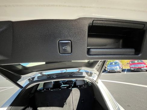 Certified 2021 Ford Escape SEL image 29