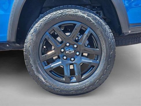 Certified 2023 Chevrolet Colorado Trail Boss w/ Technology Package AWD/4WD image 27