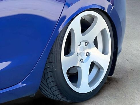 Used 2018 Hyundai Elantra GT Sport w/ Sport Tech Package 04 FWD image 35