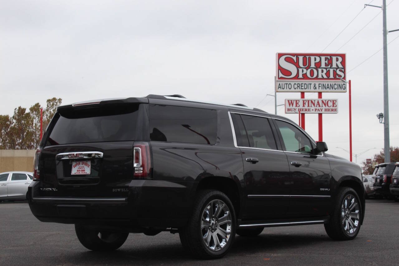 Used 2016 GMC Yukon XL Denali w/ Open Road Package AWD/4WD image 4