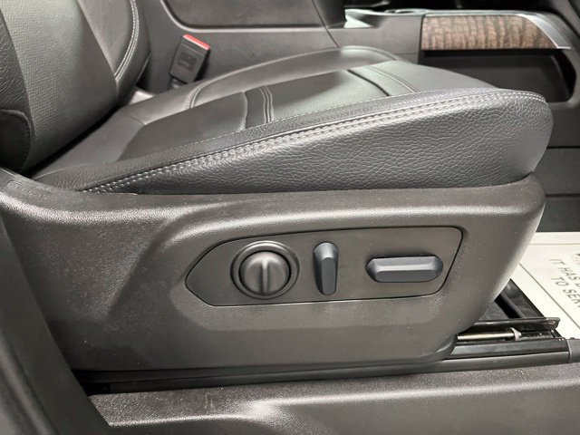 Used 2023 GMC Sierra 3500 Denali w/ Denali Black Diamond Edition AWD/4WD image 60