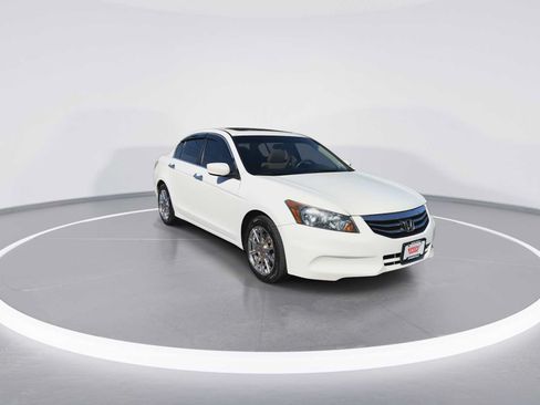 Used 2012 Honda Accord EX image 2