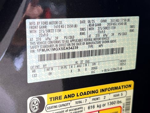 New 2025 Ford Expedition Max Platinum w/ Stealth Performance Package image 27