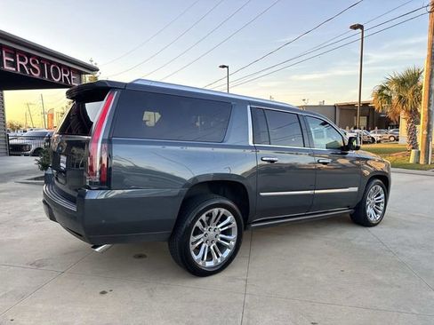 Used 2019 Cadillac Escalade ESV Premium Luxury w/ LPO, Radiant Package image 9
