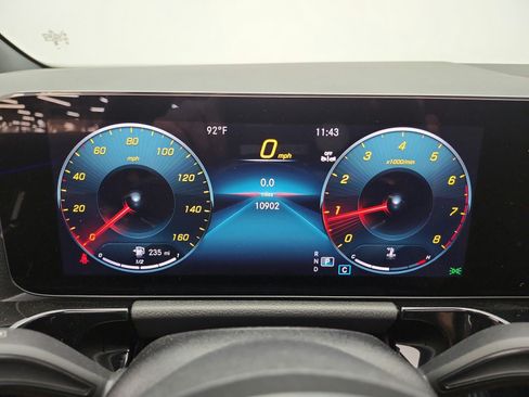 Used 2023 Mercedes-Benz GLA 250 image 10