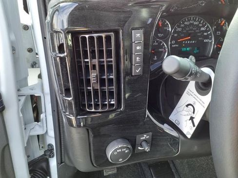 New 2025 GMC Savana 2500 Extended w/ Driver Convenience Package image 26