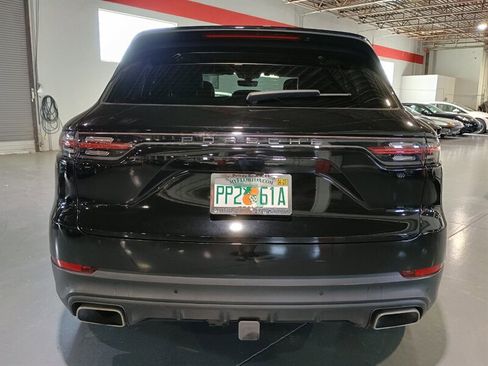 Used 2019 Porsche Cayenne AWD/4WD image 4