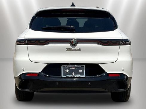 New 2025 Alfa Romeo Tonale AWD/4WD image 4