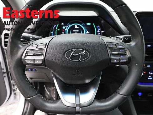 Used 2021 Hyundai Ioniq Limited FWD image 10