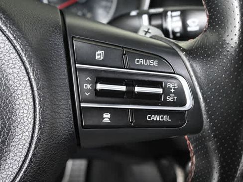 Used 2018 Kia Stinger GT1 image 21
