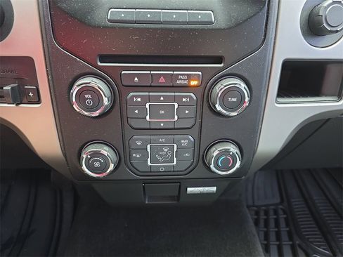 Used 2013 Ford F150 XLT w/ Luxury Equipment Group image 28