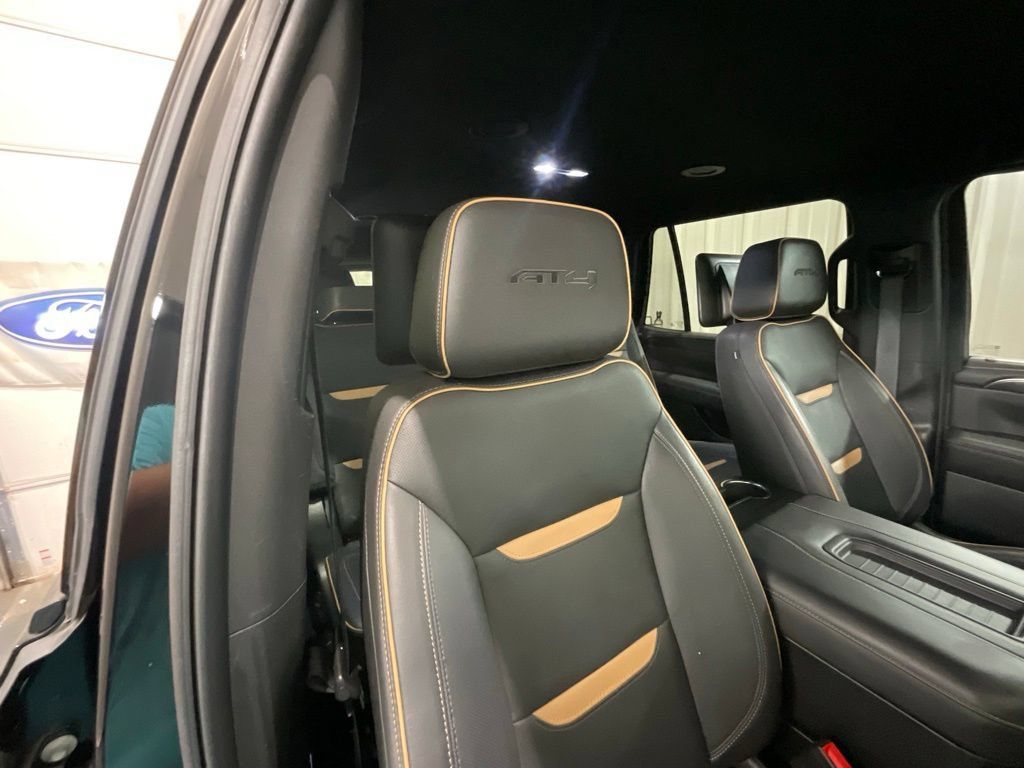 Used 2023 GMC Yukon AT4 w/ LPO, Floor Liner Package AWD/4WD image 16