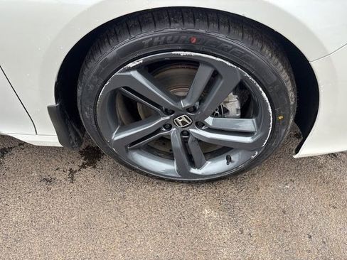 Used 2022 Honda Accord Sport image 42