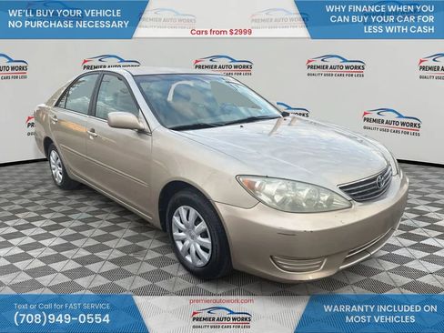 Used 2005 Toyota Camry LE image 3