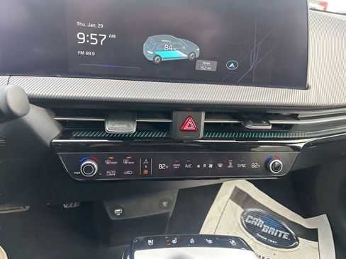 Used 2024 Kia EV6 GT-Line image 30