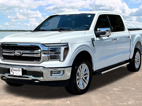 Used 2024 Ford F150 Lariat w/ Tow/Haul Package AWD/4WD image 4
