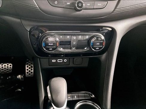 Used 2023 Buick Encore GX Select w/ Sport Touring Package image 32