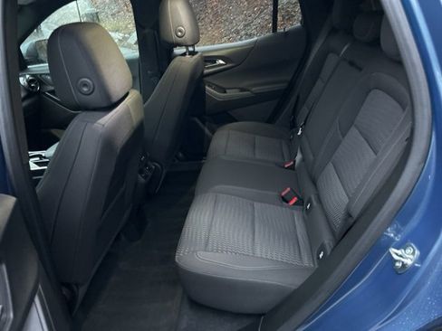 Used 2025 Chevrolet Equinox LT image 18