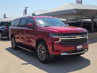 Used 2024 Chevrolet Suburban LT w/ LT Signature Package RWD video 2