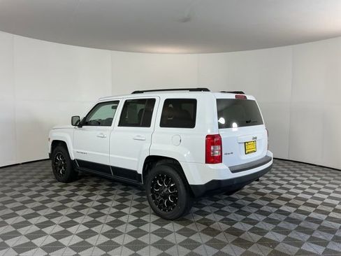 Used 2017 Jeep Patriot Sport w/ Power Value Group image 7
