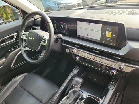 Certified 2024 Kia Telluride S AWD/4WD image 8