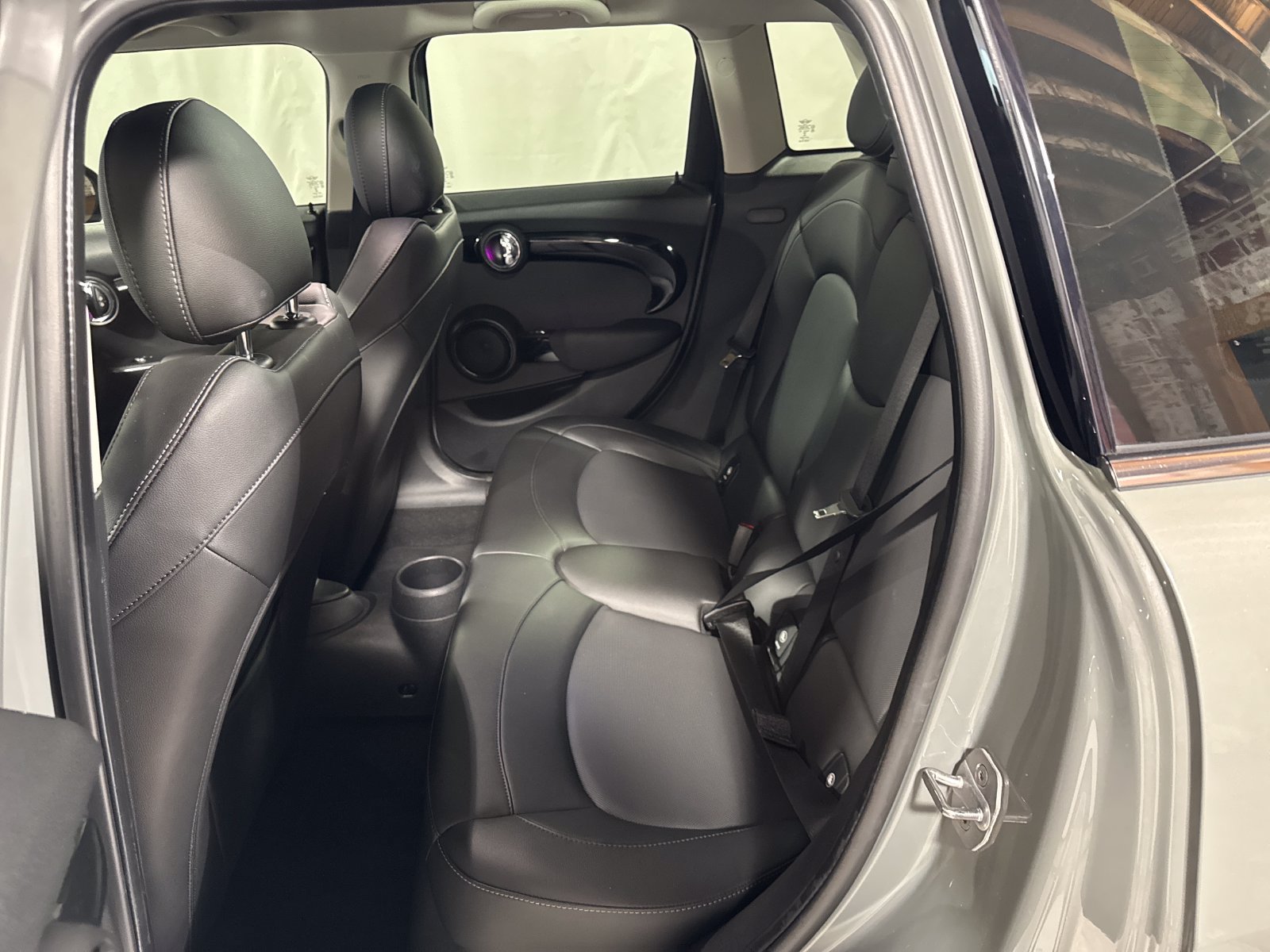 Used 2019 MINI Cooper S w/ Signature Upholstery Package FWD image 5