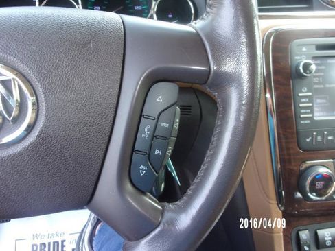 Used 2014 Buick Enclave Premium AWD/4WD image 25