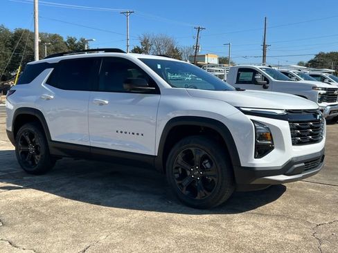 New 2026 Chevrolet Equinox LT w/ Convenience Package II image 1