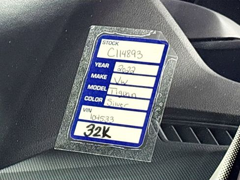 Certified 2022 Volkswagen Tiguan SE image 25