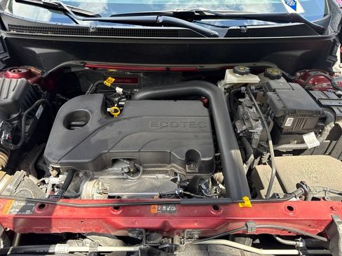 Used 2024 Chevrolet Equinox LT AWD/4WD image 12