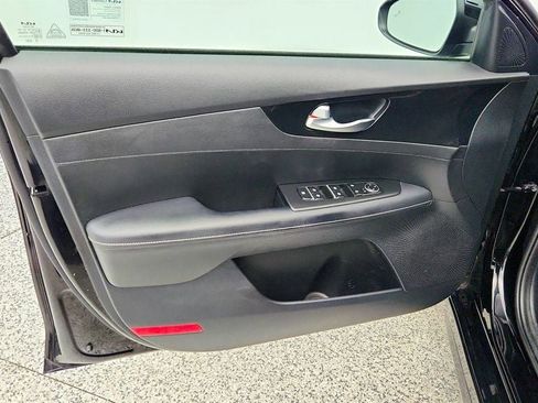 Used 2022 Kia Forte GT-Line image 10