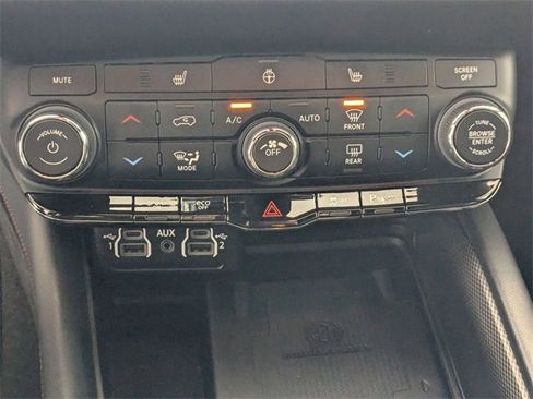 Certified 2024 Dodge Durango R/T image 22