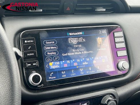 Used 2022 Nissan Kicks SR image 17