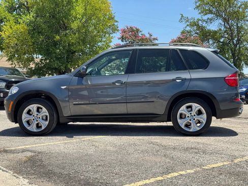 Used 2012 BMW X5 xDrive35d AWD/4WD image 3