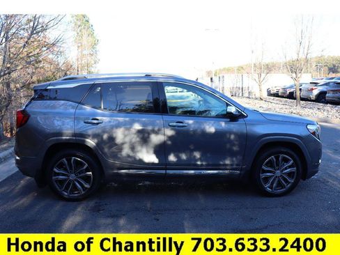 Used 2020 GMC Terrain Denali w/ Denali Premium Package image 8