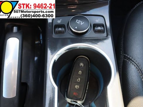 Used 2015 Ford Escape Titanium w/ Equipment Group 301A AWD/4WD image 19