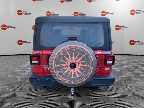 Used 2020 Jeep Wrangler Willys image 6