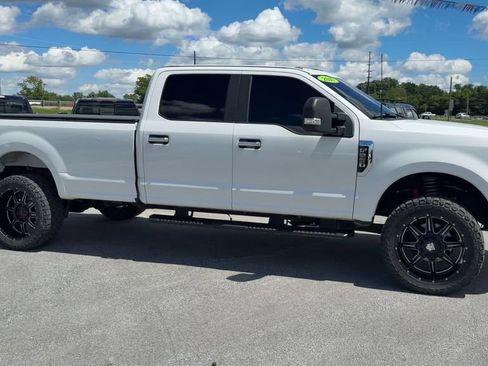 Used 2017 Ford F250 XL w/ Power Equipment Group AWD/4WD image 8
