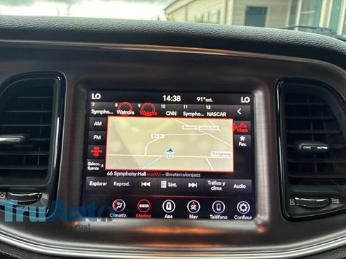 Used 2018 Dodge Challenger R/T w/ Driver Convenience Group RWD image 31