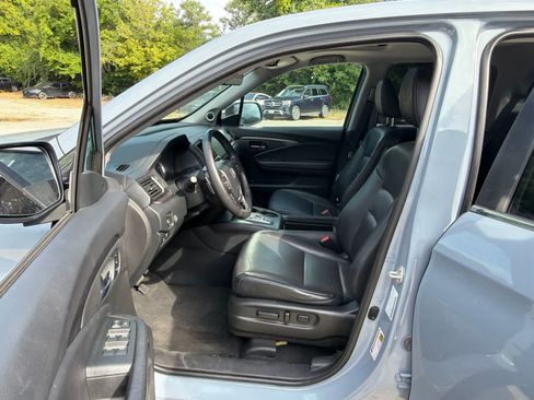 Used 2022 Honda Ridgeline RTL image 17