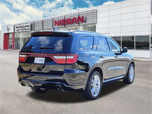 Used 2024 Dodge Durango GT RWD image 4