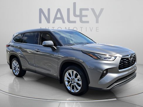 Used 2026 Toyota Highlander Limited AWD/4WD image 7